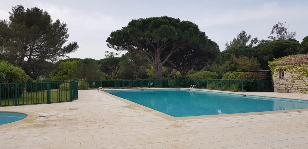 Villa Domaine Font Mourier Cogolin Exterior photo